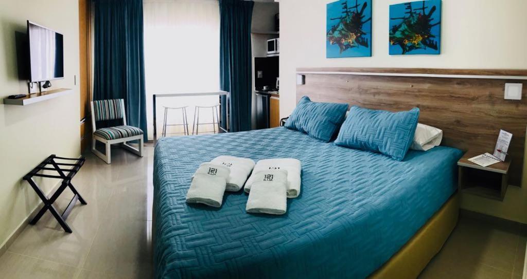 Illia 121 Apart Hotel Neuquén Eksteriør bilde